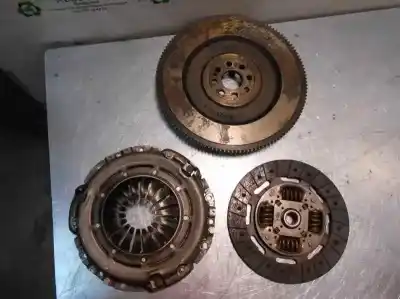 Peça sobressalente para automóvel em segunda mão kit de embreagem por renault trafic ii autobús (jl) 2.0 dci 115 referências oem iam 641455