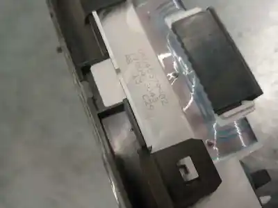 Peça sobressalente para automóvel em segunda mão quadrante por citroen berlingo 1.9 d multispace referências oem iam 7700423045  09045579902