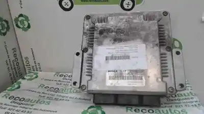 Peça sobressalente para automóvel em segunda mão CENTRALINA DE MOTOR UCE por RENAULT MEGANE I SCENIC (JA0)  Referências OEM IAM 8200127079  02810101483