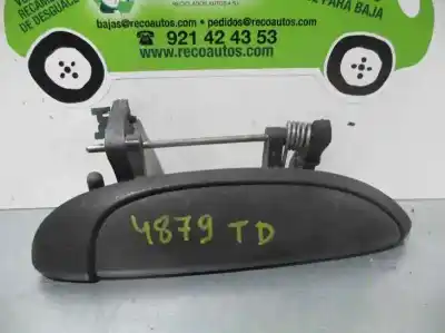 Second-hand car spare part exterior right rear door handle for renault clio ii fase ii (b/cb0) 1.2 16v oem iam references 
