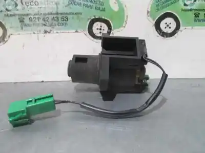 Second-hand car spare part trunk lock for saab 9-5 familiar 2.2 tid cat 120 cv / 88 kw oem iam references 12202f