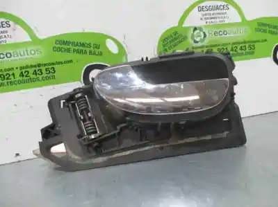 Автозапчастина б/у ліва передня внутрішня ручка для peugeot 307 (s1) 1.6 hdi посилання на oem iam 