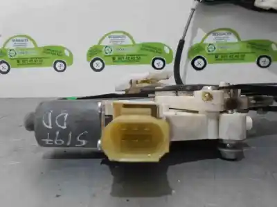 Peça sobressalente para automóvel em segunda mão elevador de vidros dianteiro direito por bmw serie 1 berlina (e81/e87) 120d referências oem iam 6927028  