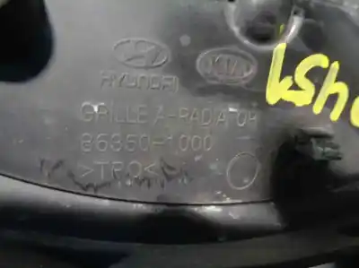 Second-hand car spare part front grille for kia cee´d 1.6 crdi cat oem iam references 863501000  