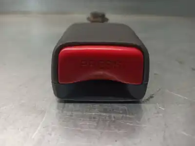 Tweedehands auto-onderdeel riemhaak rechts achter voor mazda premacy (cp) 2.0 td oem iam-referenties cb015768069