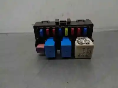 Автозапчасти б/у блок реле/предохранителей за kia cee´d (jd) 1.6 crdi 128 ссылки oem iam 919510q000