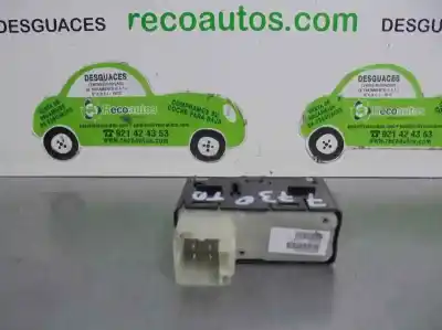 İkinci el araba yedek parçası arka sag cam kontrolü için jeep compass (mk49) 2.2 crd oem iam referansları 04602933aa   İkinci el araba yedek parçası arka sag cam kontrolü için jeep compass (mk49) 2.2 crd oem iam referansları 04602933aa