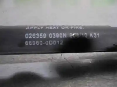 Автозапчасти б/у амортизаторы багажника/двери за toyota yaris (_p9_) 1.4 d-4d (nlp90_) ссылки oem iam 68900d012  