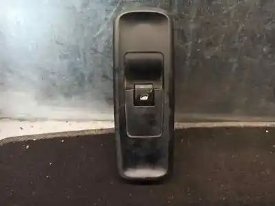 Peça sobressalente para automóvel em segunda mão botão / interruptor elevador vidro dianteiro direito por lancia phedra (180) 2.2 jtd cat referências oem iam 14893750xt