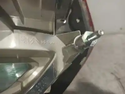 Автозапчасти б/у правый задний фонарь за citroen c4 picasso ii 2.0 bluehdi 135 ссылки oem iam 9653547677  