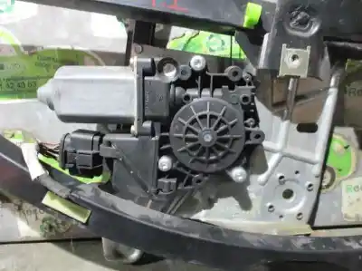 Автозапчастина б/у регулятор склона задній лівий для audi a4 b5 avant (8d5) 2.5 tdi посилання на oem iam 8d0839399  