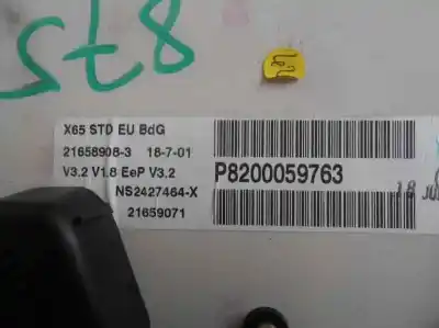 Second-hand car spare part dashboard for renault clio ii fase ii (b/cb0) 1.5 dci diesel 65 cv / 48 kw oem iam references 8200059763  216589083