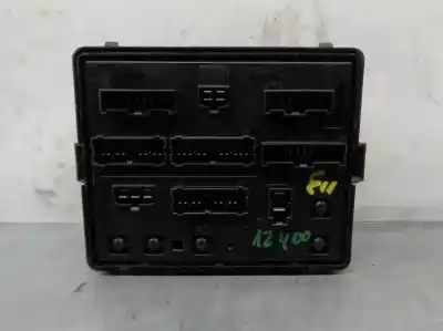 Second-hand car spare part fuse box unit for ssangyong rexton 2.7 turbodiesel cat 180 cv / 132 kw oem iam references 8231008c51  y250p03