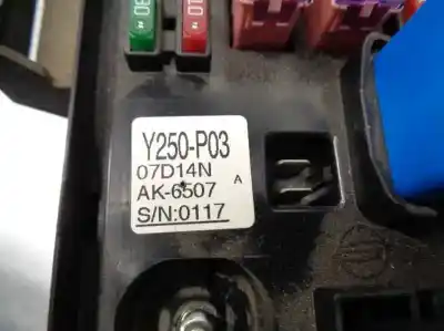 Second-hand car spare part fuse box unit for ssangyong rexton 2.7 turbodiesel cat 180 cv / 132 kw oem iam references 8231008c51  y250p03