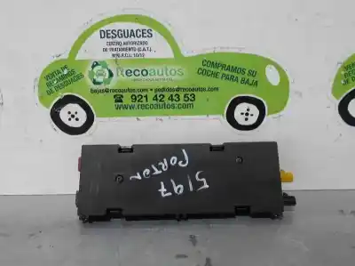 Pezzo di ricambio per auto di seconda mano amplificatore d'antenna per bmw serie 1 berlina (e81/e87) 120d riferimenti oem iam 