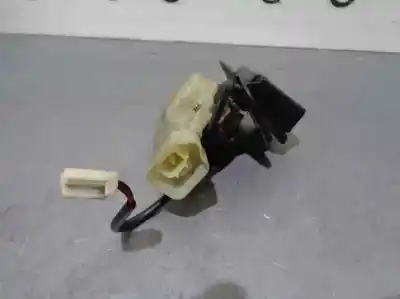 Second-hand car spare part trunk lock for mazda premacy (cp) 2.0 td oem iam references c10072350  