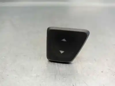 Автозапчасти б/у ВЫКЛЮЧАТЕЛЬ ПЕРЕДНЕГО ПРАВОГО ОКНА за FIAT 500 (312_)  ссылки OEM IAM   