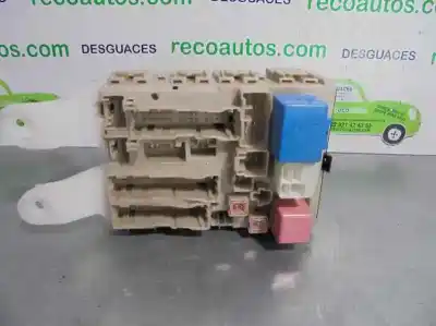 Автозапчасти б/у блок реле/предохранителей за toyota auris (_e15_) 2.0 d-4d (ade150_) ссылки oem iam 8273002j70