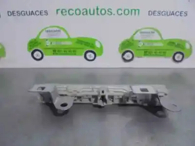 Автозапчасти б/у центральный стоп-сигнал за toyota auris (_e15_) 2.0 d-4d (ade150_) ссылки oem iam 8100612011  8100612011