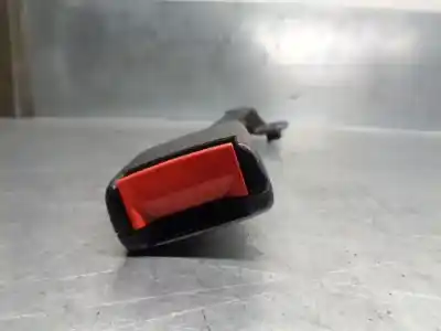 Peça sobressalente para automóvel em segunda mão CHICOTE / ENCAIXE CINTO SEGURANÇA por SEAT LEON (1M1)  Referências OEM IAM 1M0857495  