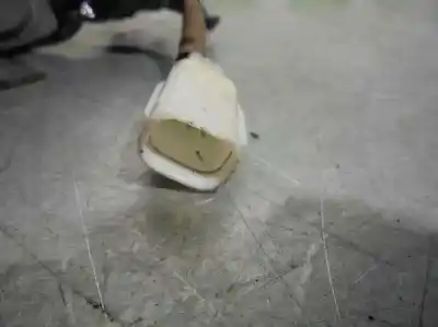 Автозапчасти б/у левая передняя наружная ручка за lexus is 200 (ds2/is2) d-cat ссылки oem iam 6922053040a0  8999130050