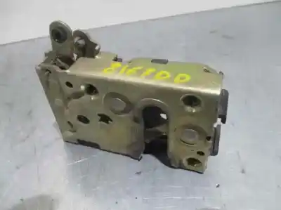 Pièce détachée automobile d'occasion serrure de porte avant droite pour peugeot 205 junior 205 1.1 références oem iam   