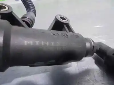 Peça sobressalente para automóvel em segunda mão bomba de embreagem por mini r50,r53 1.6 16v cat referências oem iam 21526758825  