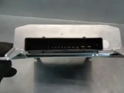 Second-hand car spare part antenna amplifier for seat arona fr oem iam references 5q6035456  eaaa1117a0
