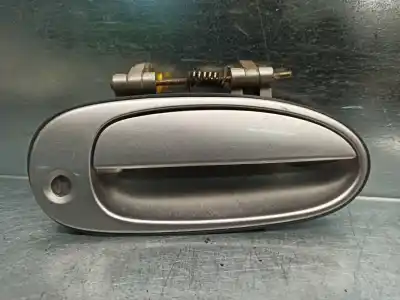 Pezzo di ricambio per auto di seconda mano maniglia esterna anteriore destra per kia shuma 1.5 cat riferimenti oem iam ok2a158410