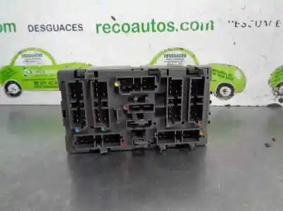 Second-hand car spare part fuse box unit for peugeot 405 berlina 1.9 diesel oem iam references 9450537080  