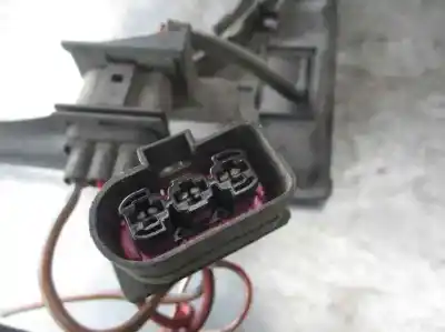 Автозапчасти б/у электрический вентилятор за seat leon (1m1) 1.4 16v ссылки oem iam 1j0121207h  881062024