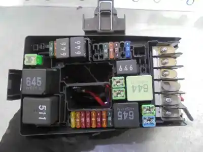 Second-hand car spare part fuse box unit for seat leon (5f1) 1.6 tdi oem iam references 5q0907361a  63512385