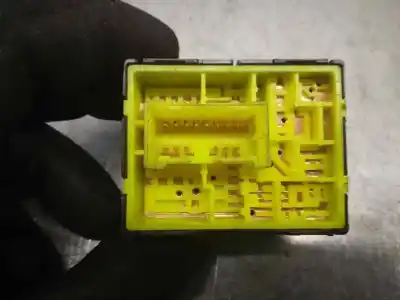 Second-hand car spare part rearview side mirror switch for nissan note (e11e) visia oem iam references   