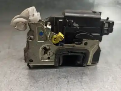 Автозапчасти б/у замок задней левой двери за dacia lodgy 1.6 cat (bivalent. gasolina / gpl) ссылки oem iam 825032860r  