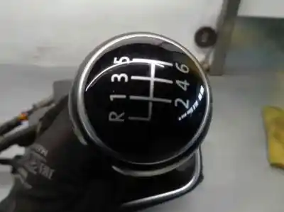 Автозапчастина б/у передач для volkswagen jetta (1k2) 1.4 16v tsi посилання на oem iam 1k0711049bf  