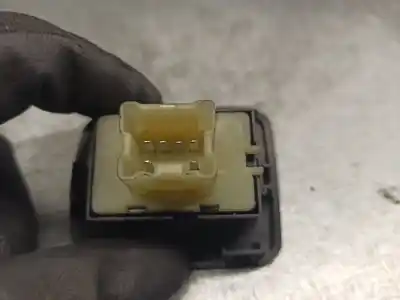 Second-hand car spare part right front power window switch for dacia lodgy 1.6 cat (bivalent. gasolina / gpl) oem iam references 254217475r  