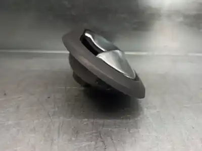 Автозапчасти б/у внутри передней правой ручки за dacia lodgy 1.6 cat (bivalent. gasolina / gpl) ссылки oem iam 8200733847  