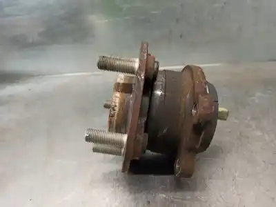 Second-hand car spare part rear left knuckle for volvo v40 básico oem iam references   