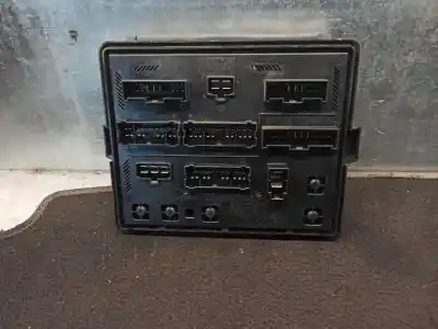 Автозапчасти б/у блок реле/предохранителей за ssangyong rodius 2.7 turbodiesel cat ссылки oem iam 8234021010  