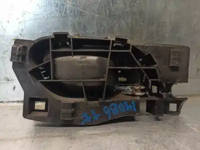 Автозапчасти б/у левая задняя внутренняя ручка за peugeot 5008 active ссылки oem iam 9683446877  9683446177