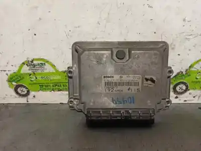 Peça sobressalente para automóvel em segunda mão CENTRALINA DE MOTOR UCE por FIAT STILO (192)  Referências OEM IAM 73502673  0281010337