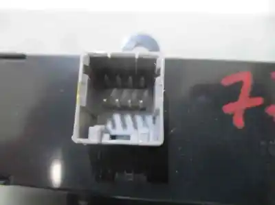 Second-hand car spare part clock for kia carnival 2.9 crdi vgt active oem iam references 945104d000  