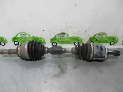 Peça sobressalente para automóvel em segunda mão TRANSMISSÃO DIANTEIRA ESQUERDA por TOYOTA COROLLA VERSO (R1)  Referências OEM IAM 73323BJI04  