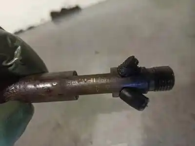 Second-hand car spare part injector for ford focus turnier (cak) 1.8 tddi turbodiesel cat oem iam references xs40te  052975