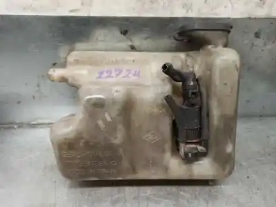 Second-hand car spare part windscreen washer bottle for renault twingo (co6) 1.2 oem iam references 7700817588