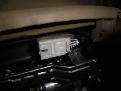 Автозапчасти б/у левое переднее сидение за lexus is 200 (ds2/is2) 220d ссылки oem iam 7120053630c6  