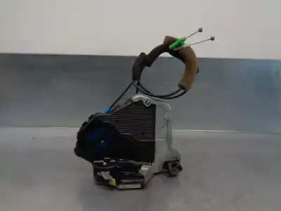 Автозапчасти б/у замок левой передней двери за lexus is 200 (ds2/is2) 220d ссылки oem iam 6904053100  