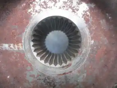 Pezzo di ricambio per auto di seconda mano snodo posteriore sinistro per ssangyong rodius 2.7 turbodiesel cat riferimenti oem iam 4593121000  
