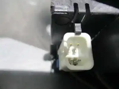 Second-hand car spare part tailgate central locking system  for kia carnival 2.9 crdi vgt active oem iam references 817704d101  16915234