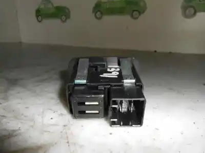 Second-hand car spare part rear left power window switch for fiat freemont (345_) 2.0 jtd oem iam references 56046832ab  10017668